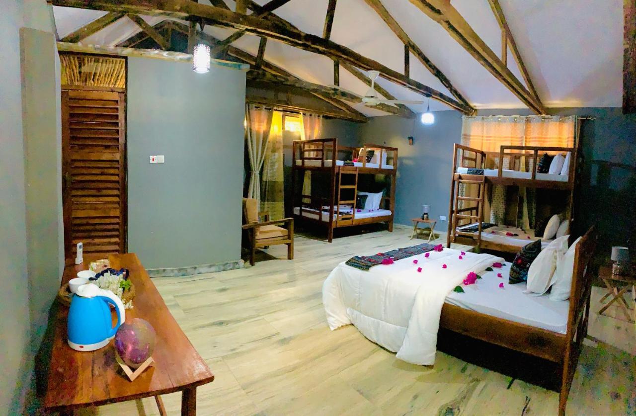 Bed and Breakfast Uroa Getaway Екстер'єр фото